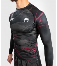 UFC Venum Rashguard Loongsleeve Authentic Fight Week 2.0 Black/Red
