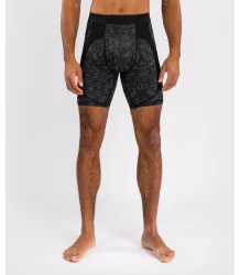 Venum x Ilia Topuria Unmatched Spodenki Kompresyjne Vale Tudo Black/Gold