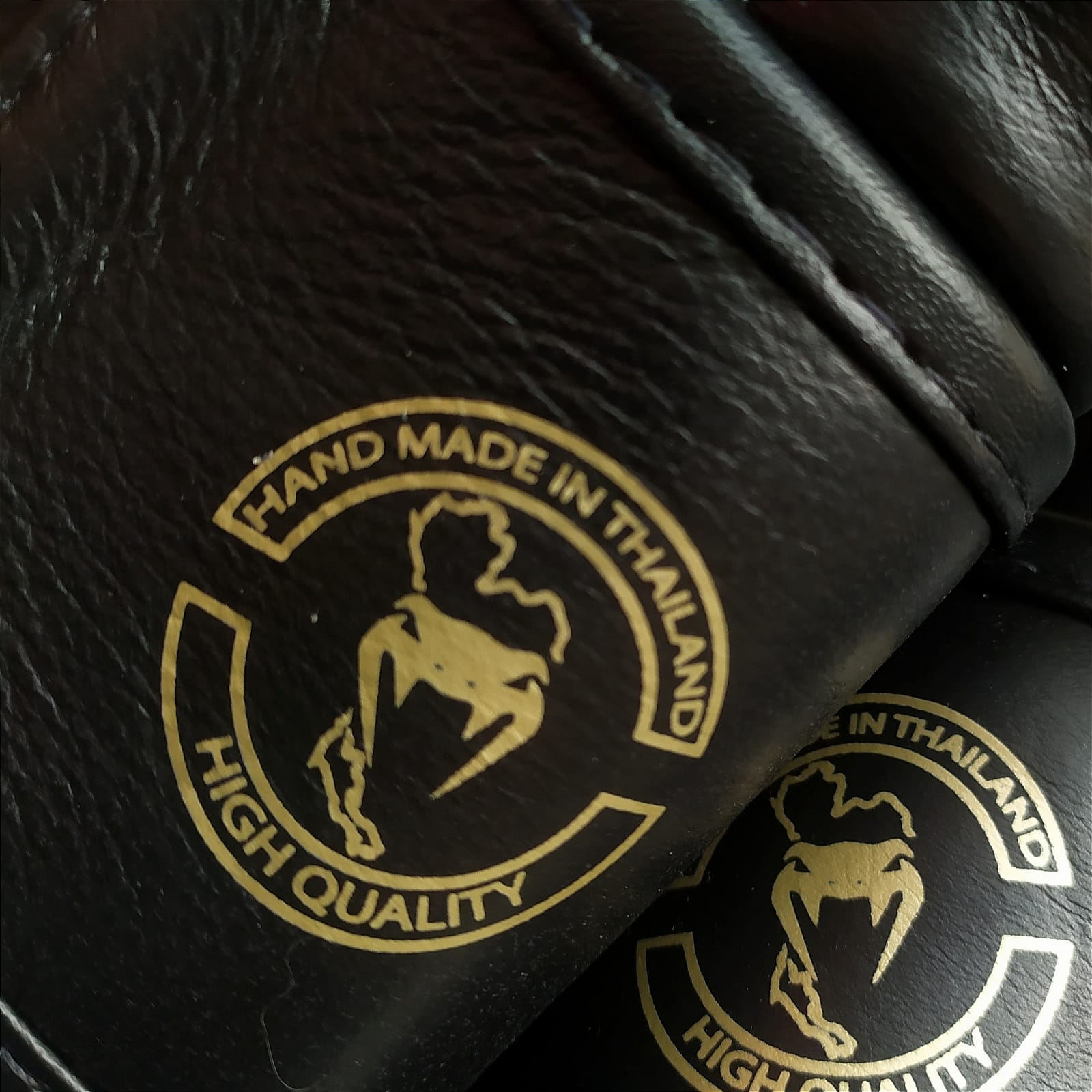 rękawice bokserskie venum